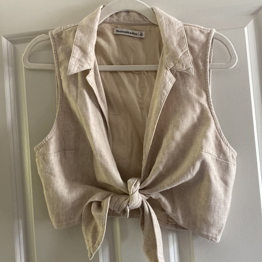 Linen Crop Top with Tie in Front